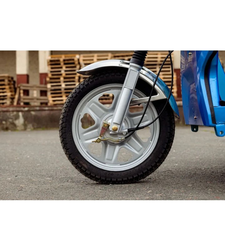 Грузовой трицикл AVM Cargo 1500