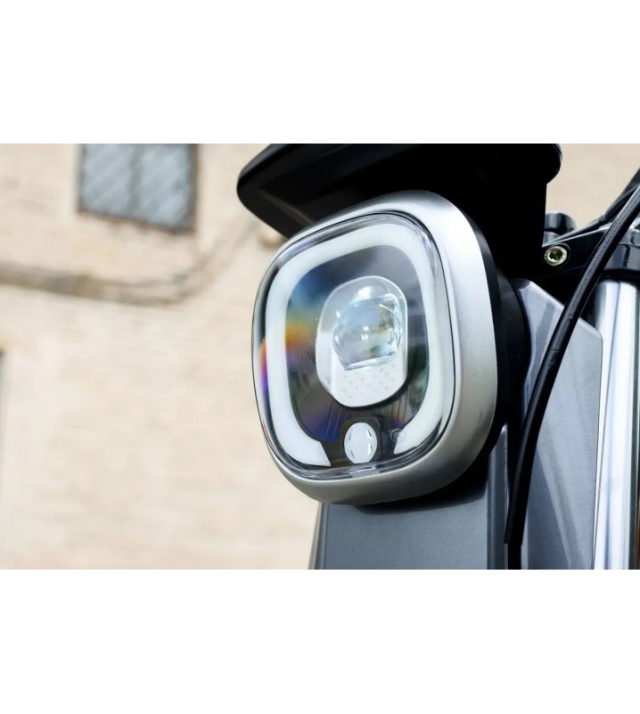 Грузовой трицикл AVM Cargo mini 800